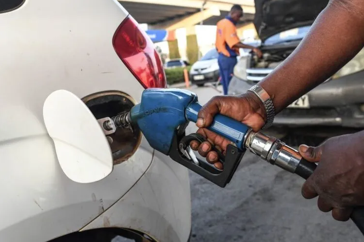 Izamuka ry'ibiciro by’ibikomoka kuri peteroli ntirizagira ingaruka ku biciro by’ingendo